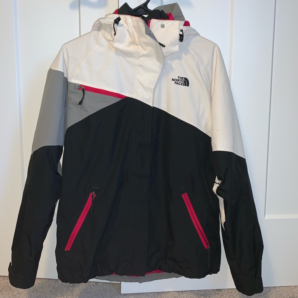 The North Face Hyvent Winter Jacket - Picture 1 of 7